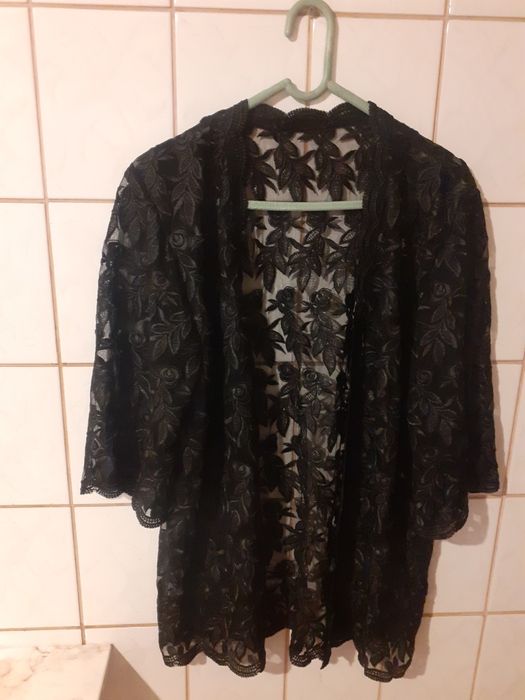 Blazer din dantelă