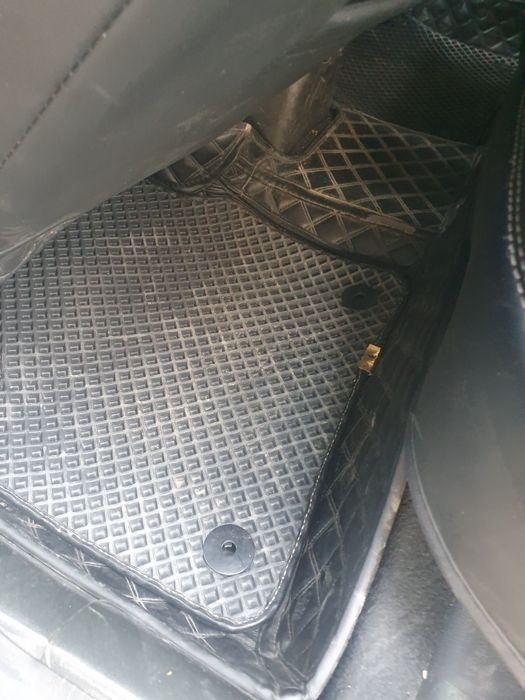 Полики Ева  на хундай акцент  17.22 гв