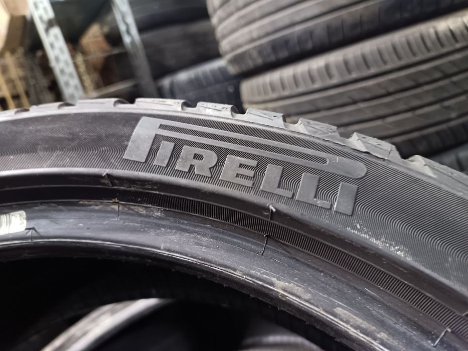 Anvelope MS iarna 225 40 19 pirelli 5.5-7mm