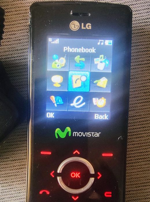 LG kg280 + accesorii originale LG ( decodat)