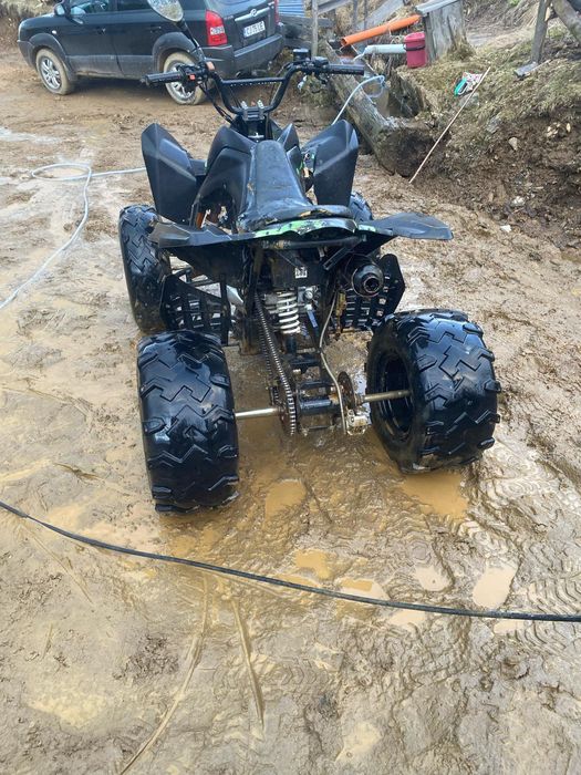 Vând ATV in stare foarte buna de funcționare