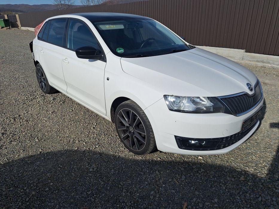 Usi Skoda Rapid alb cod culoare LF9E