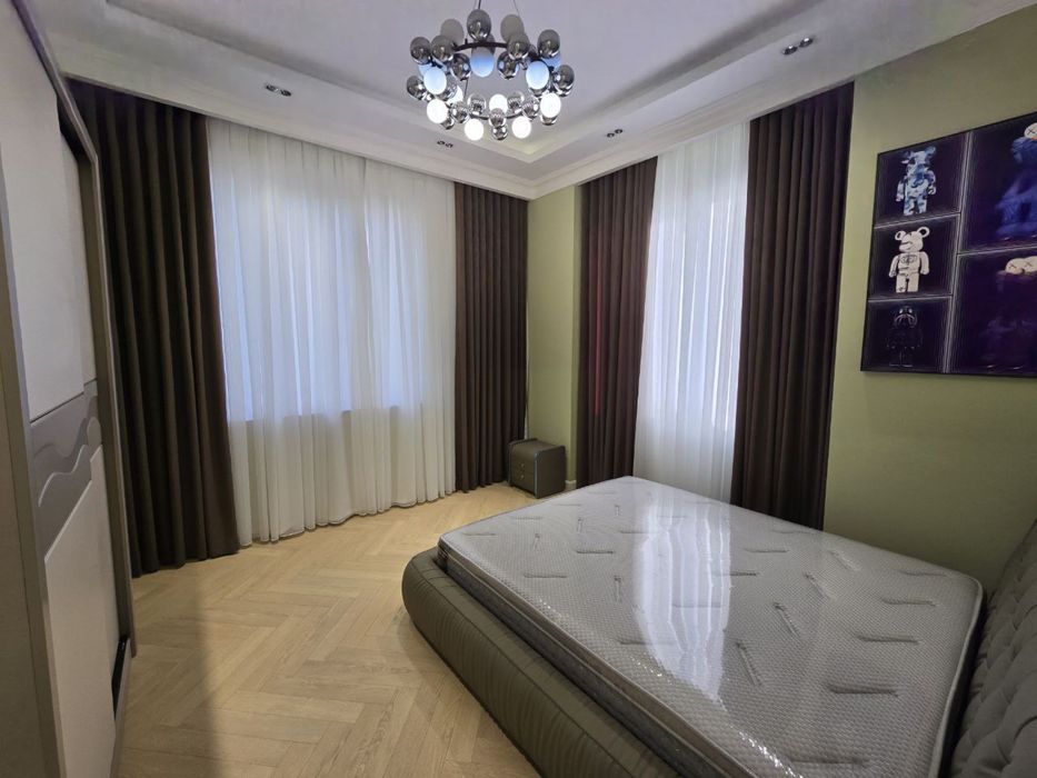 Новый дом с мебелью.