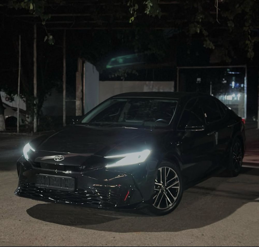 Toyota Camry Hybrid