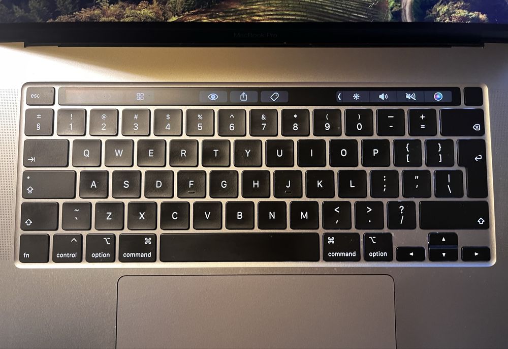 Macbook pro 16 i9 2.4 Ghz- 32GB - 512 SSD
