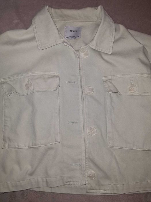 Geaca Bershka Femei - S