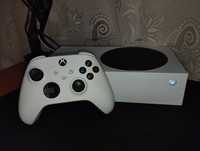 Vand urgent xbox series S trimit si cu verificare colet