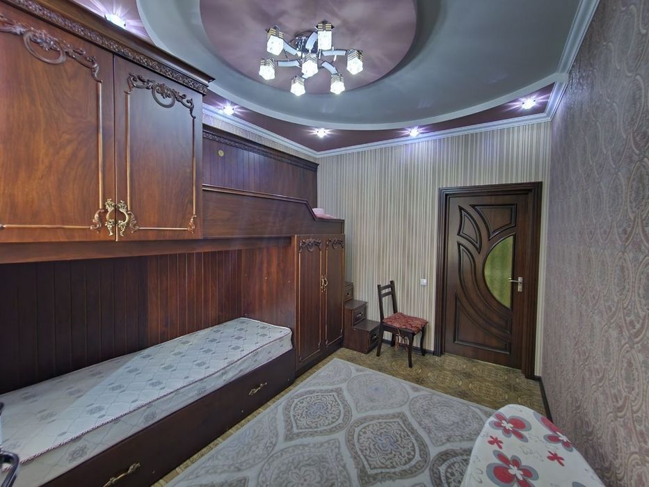 Арзон нархда квартира сотилади