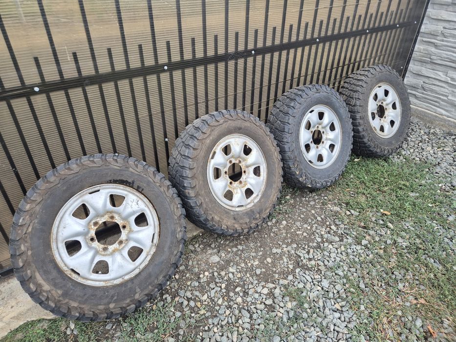 Jante Toyota Hilux/Land Cruiser 6x139 cu BF-Goodrich 225/75R16