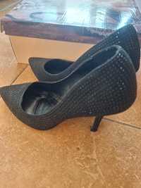 Черни обувки на ток Paolo Botticelli