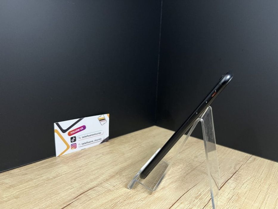 iPhone SE(2020) 64Gb Black Second-Hand Satisfăcător 3 ani garanție, Te