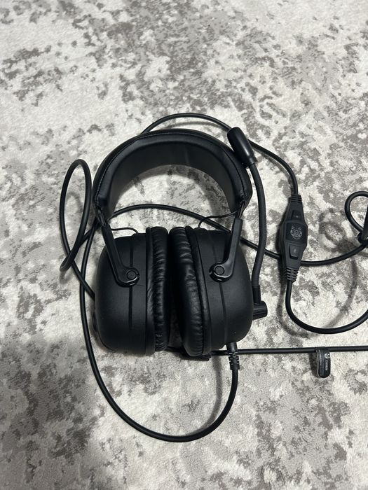 Casti redragon, fara negocieri