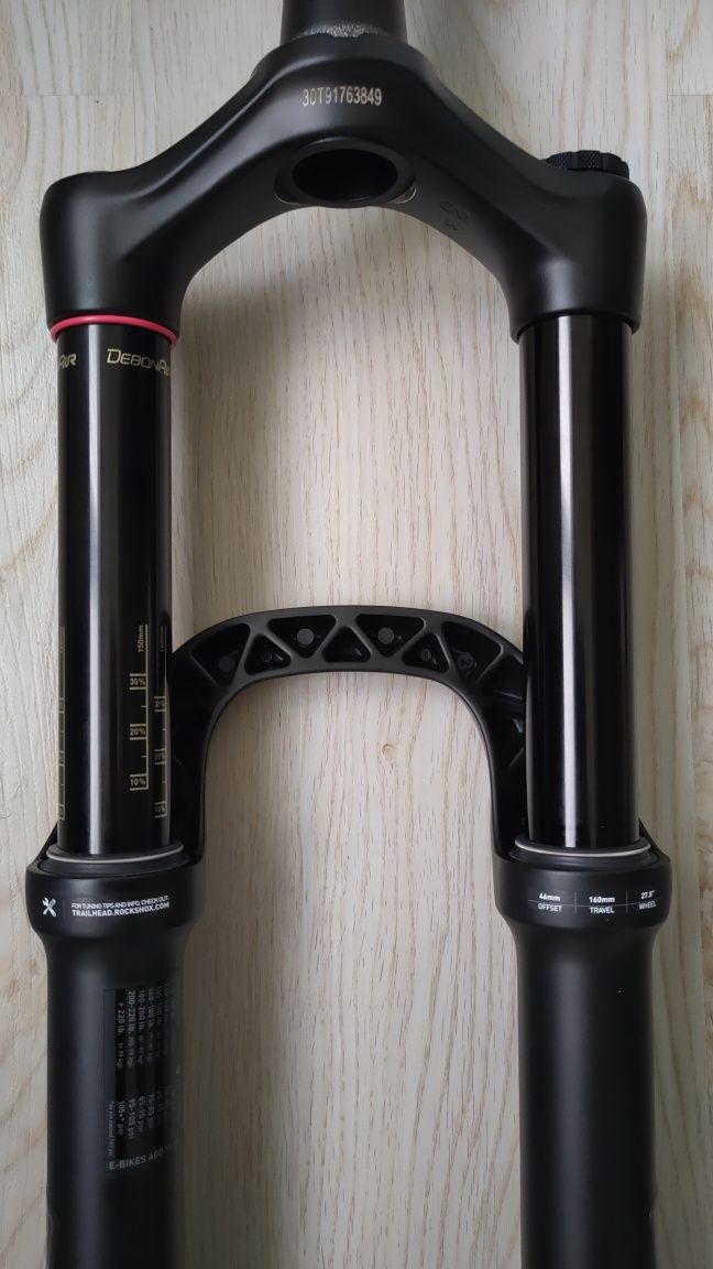 Вилки RockShox ZEB/Lyrik