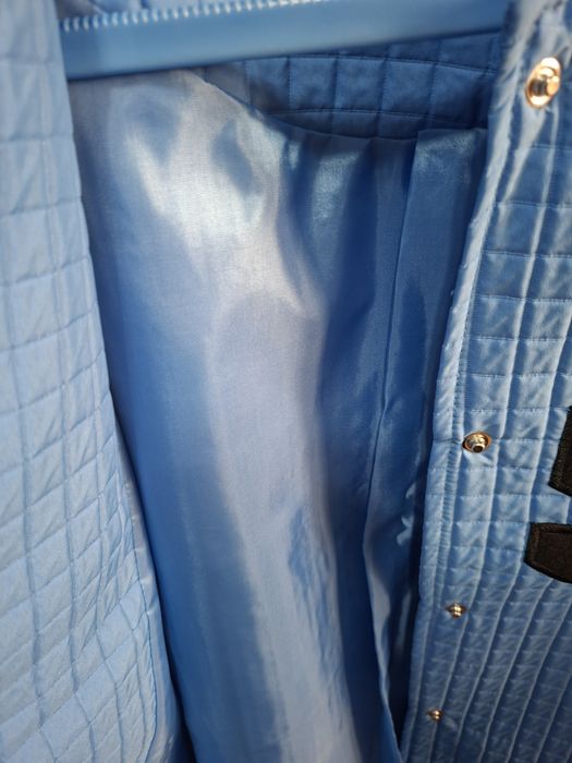 Аёллар учун устки кийим