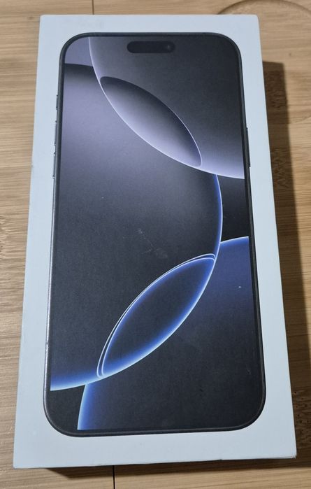 Vând iPhone 16 Pro Max 256 GB