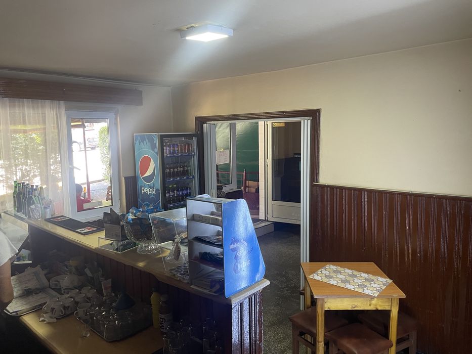 Vand Spatiu Comercial zona Spital