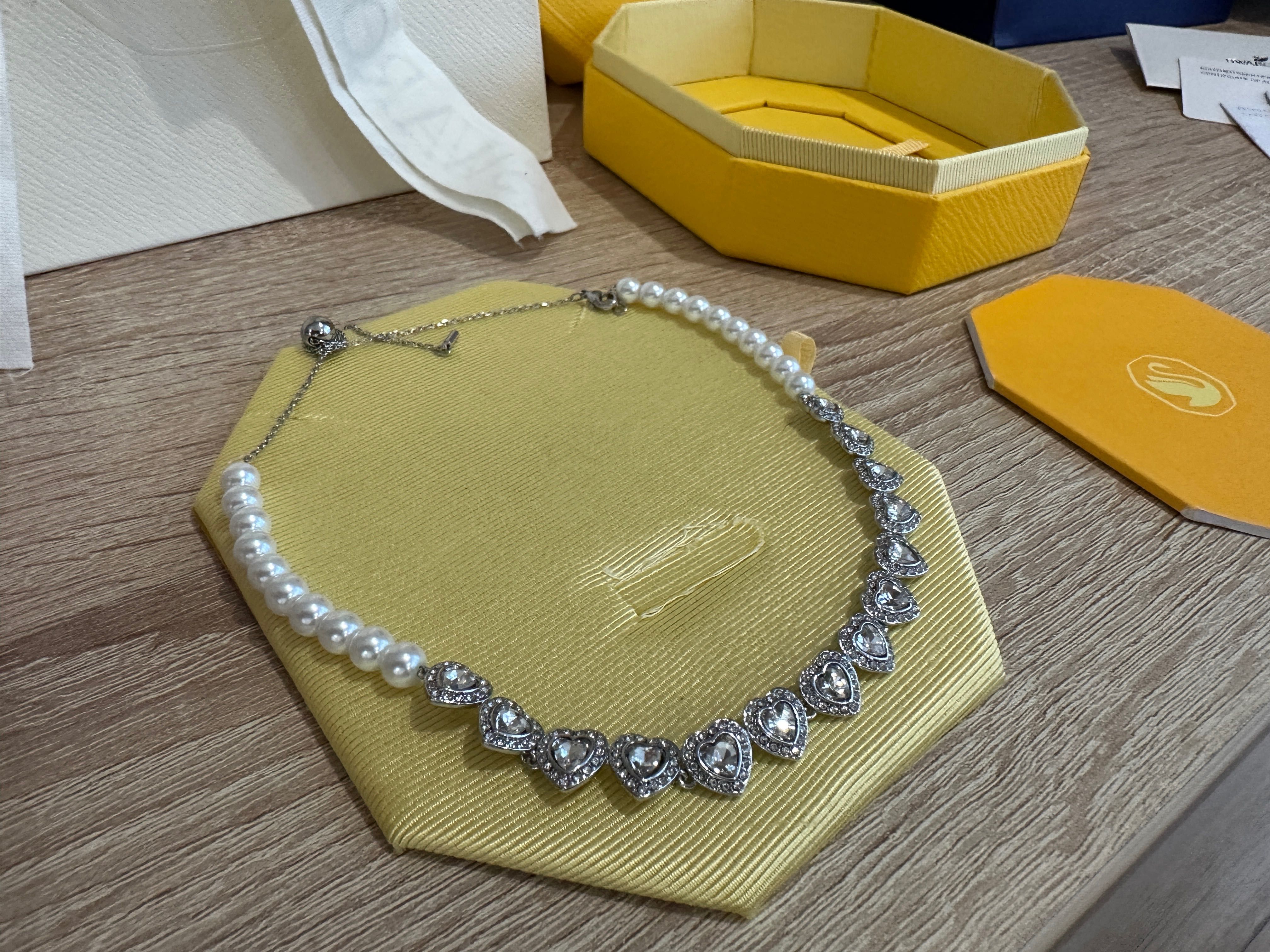 Colier Swarovski Ariana Grande Angelic tennis perle