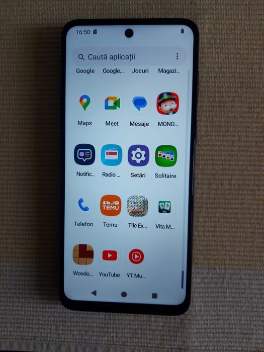 Vând Motorola G13, duos, stare foarte bună