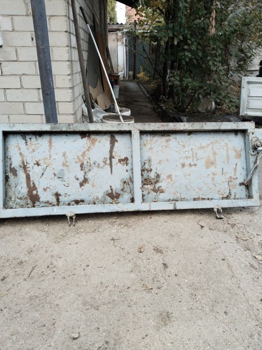 Продам детали борта / борт кузова Газель 2010