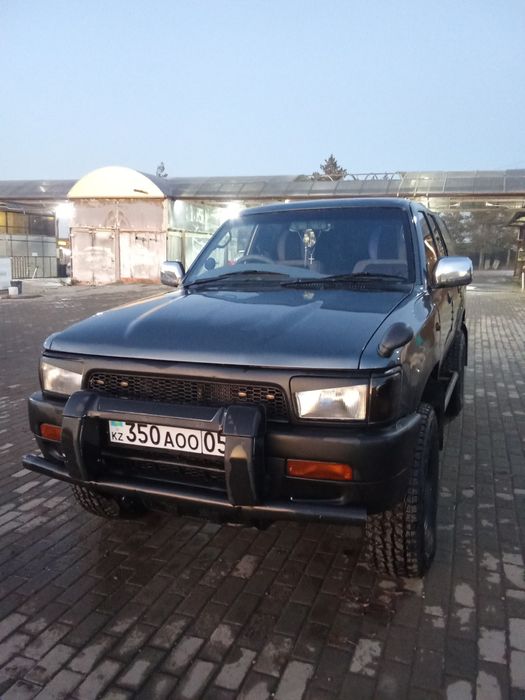TOYOTA hilux surf 130