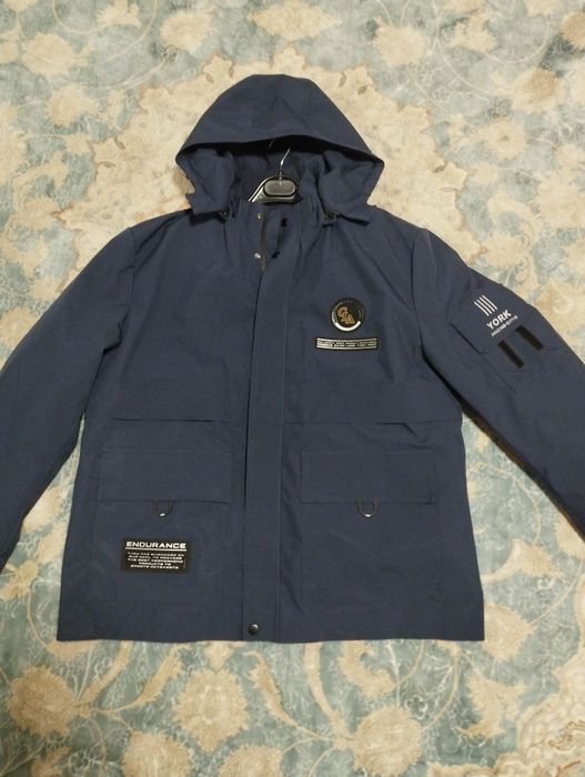 Продам мужскую куртку дешево