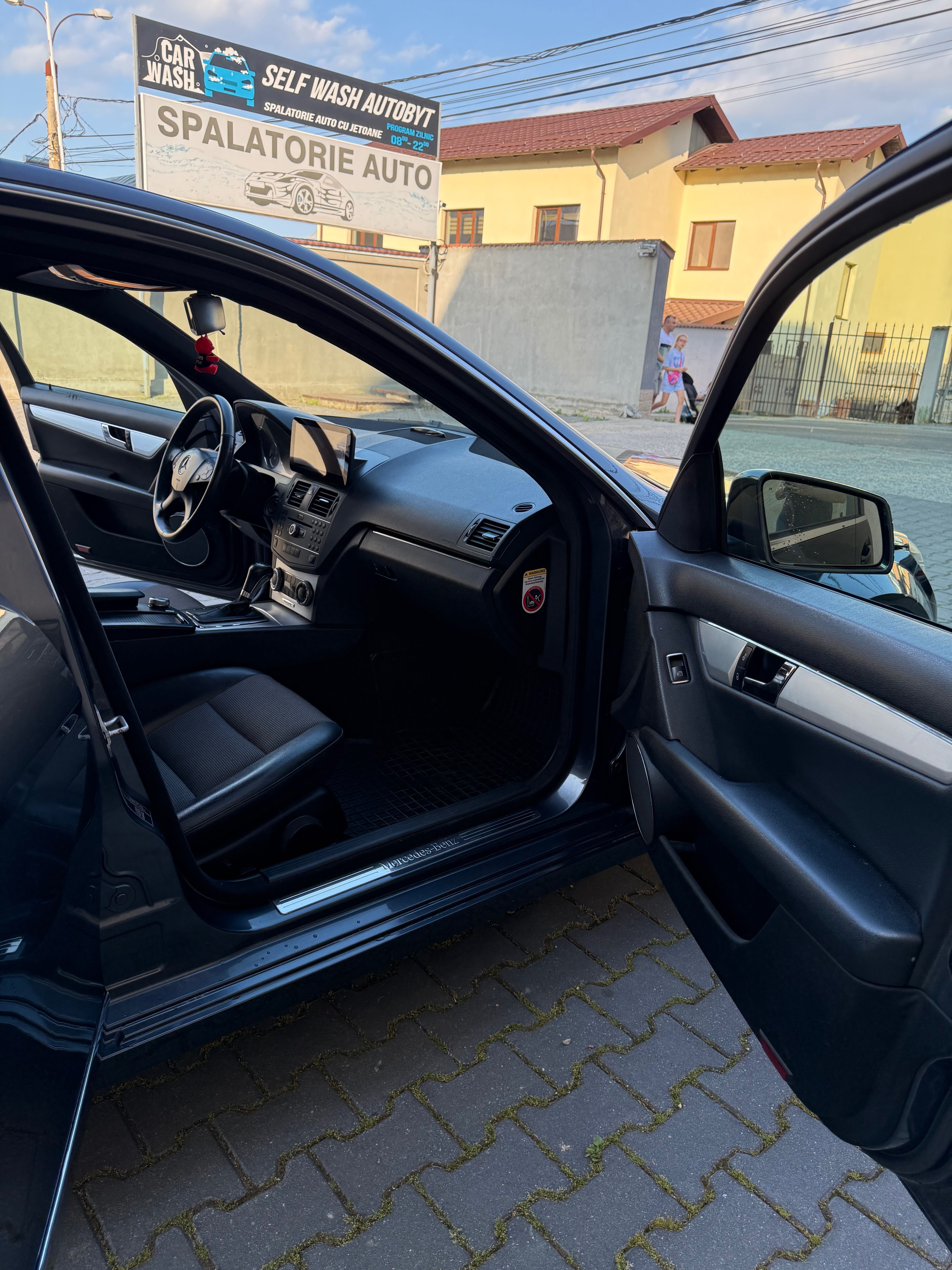 Mercedes C200 Diesel Cutie Automata