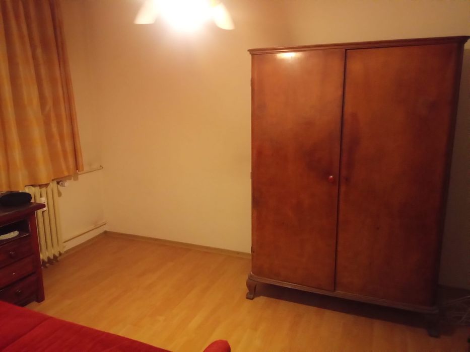Apartament 2 camere, liniștit, zona verde, in Teiul Doamnei