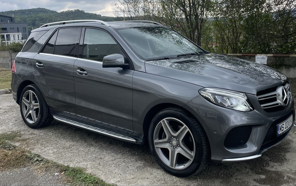 Vand GLE 350 4matic .82000 km !!