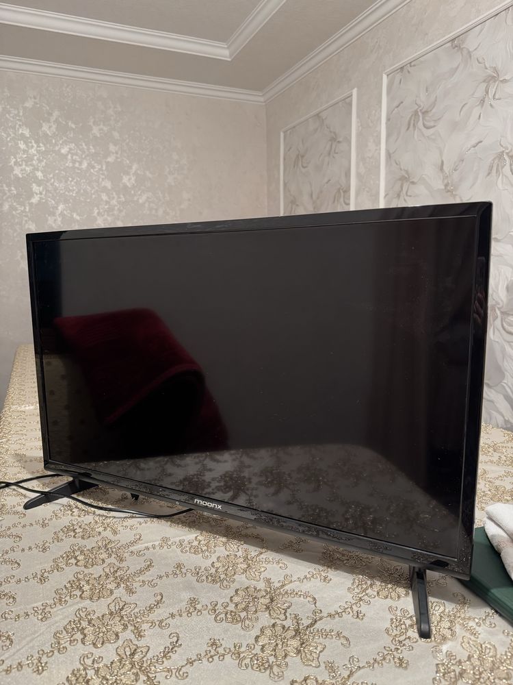 MOONX Tv sotiladi