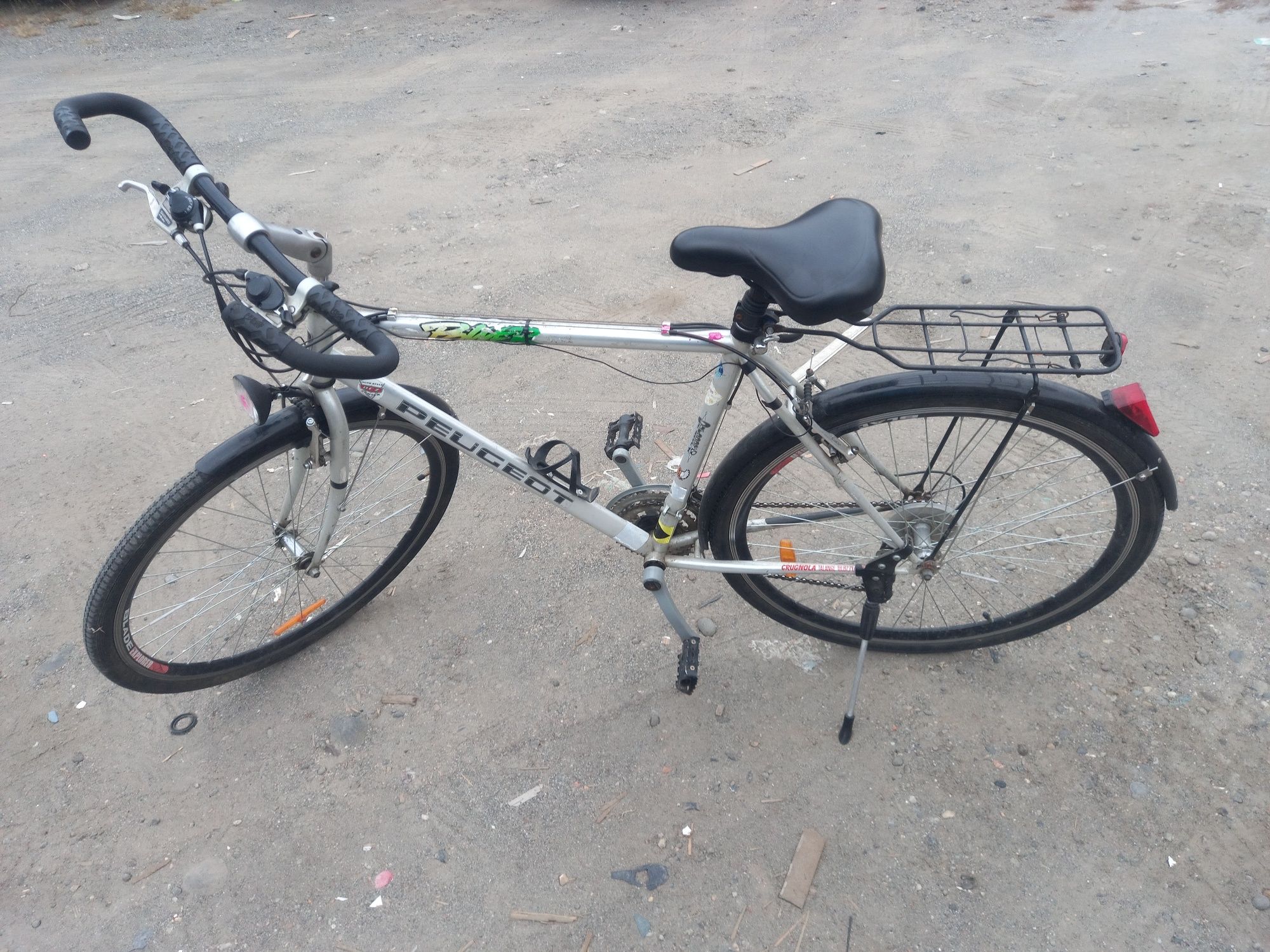 Bicicleta de vânzare