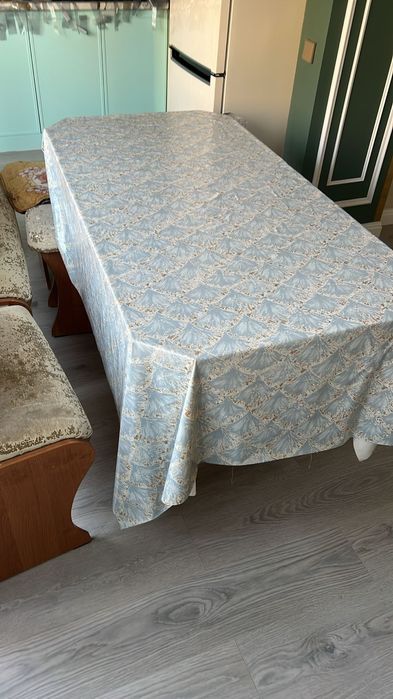 Продам стол со стульями