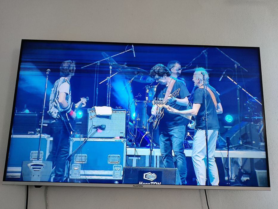 Televizor Allview QLED cu defect 126 cm