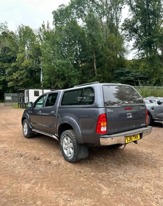 Dezmembrez Toyota Hilux 3.0 Invincible 2006-2015