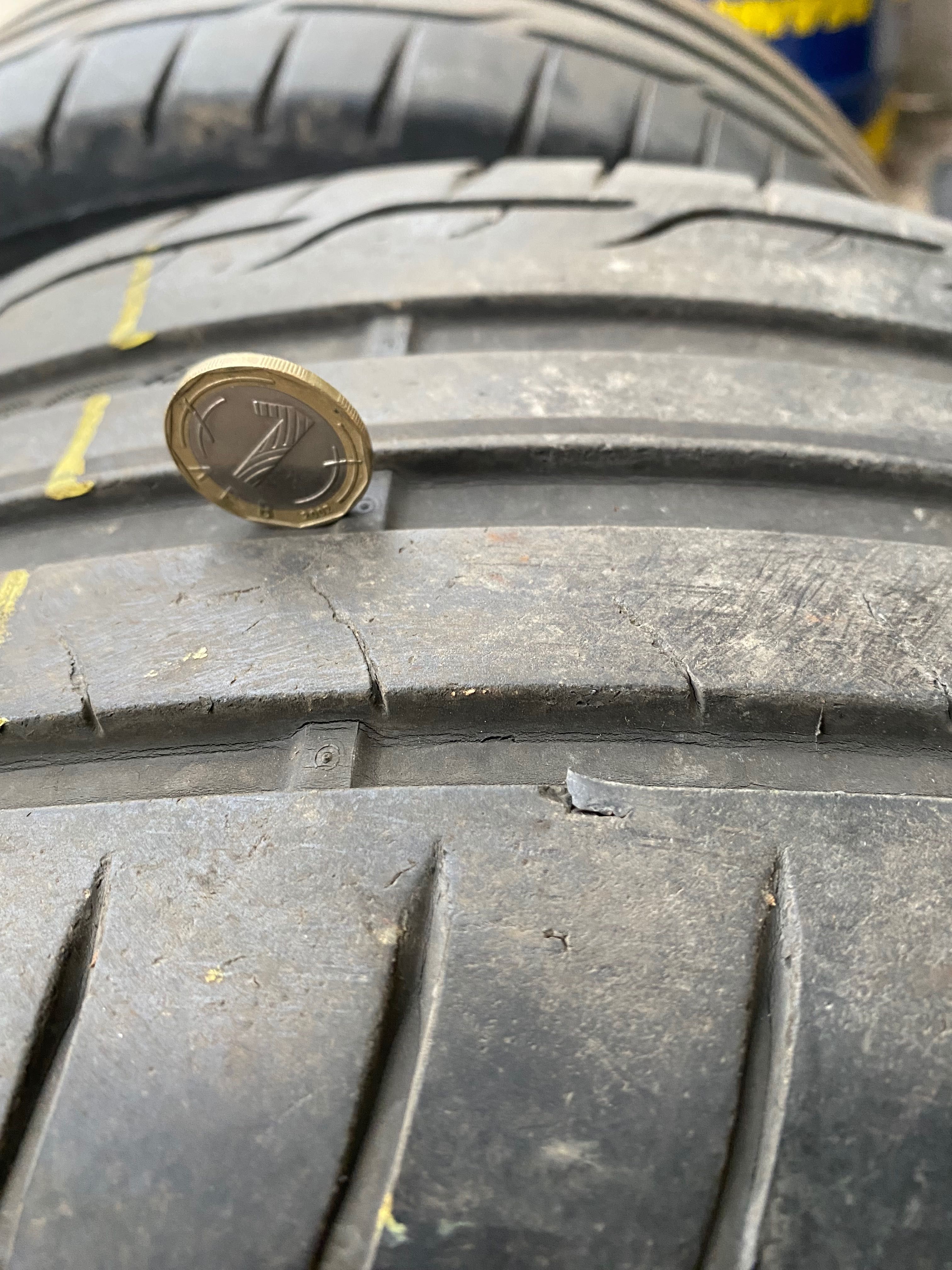 225 / 55 / 16 летни гуми Dunlop sport maxx