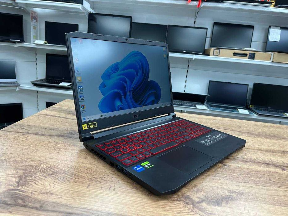 Для графический прог ACER Nitro Core i5*ОЗУ16*SSD512*Хорошом состояние