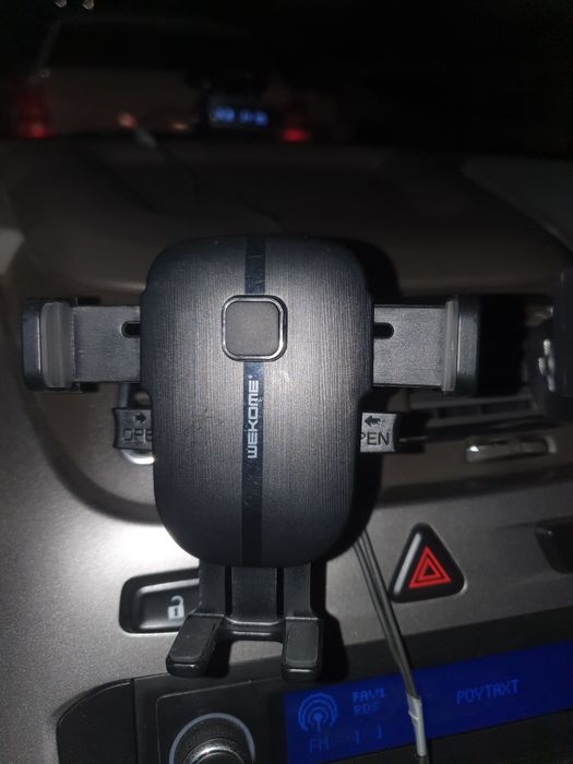 Telefon Ushlagich Avtomobil uchun