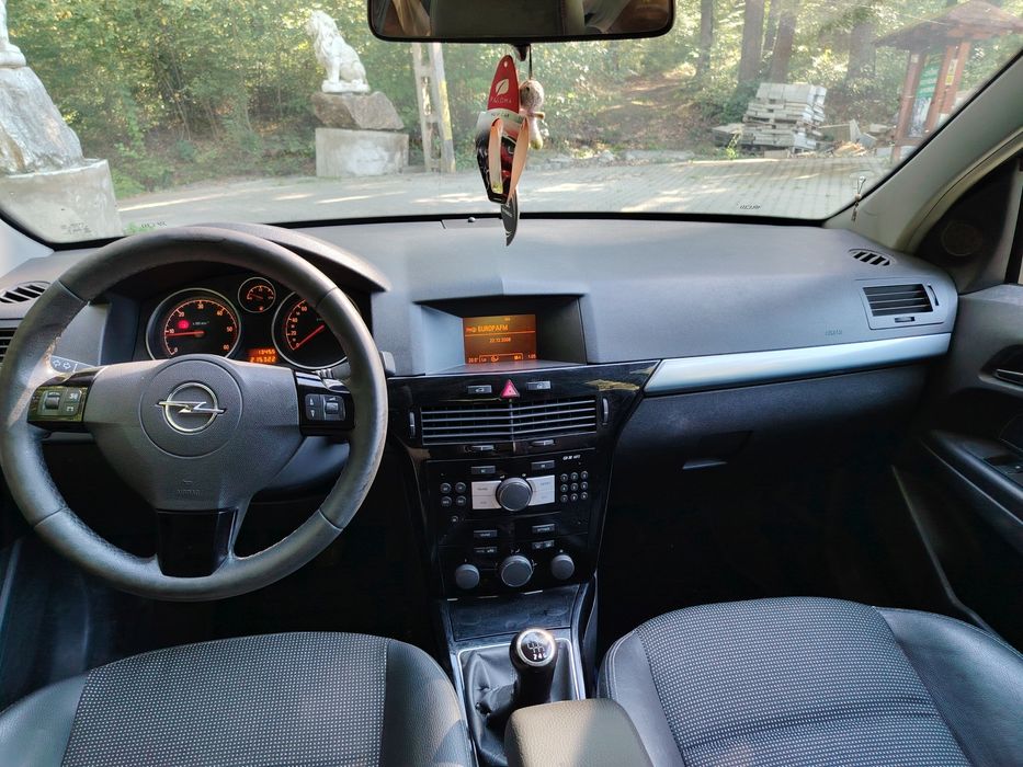 Opel Astra H Sedan 2008