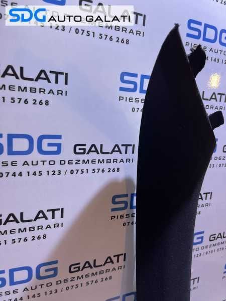 Plastic Capac Stalp Prag Stanga Fata Parbriz BMW Seria 3 E90 E91 2004 - 2011 Cod 7058331