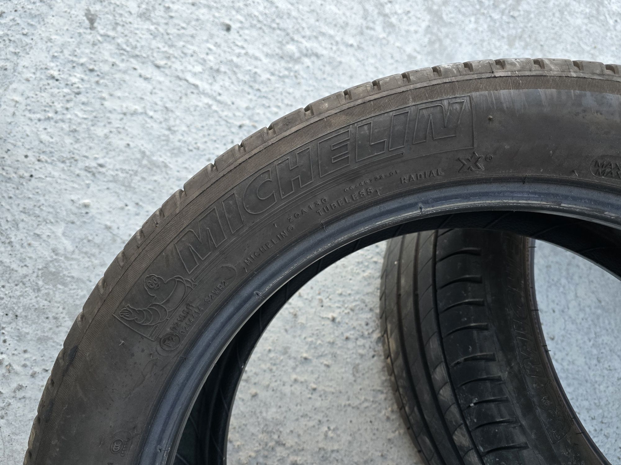 2 Броя 215/50/18 Michelin 5,2mm 2020DOT