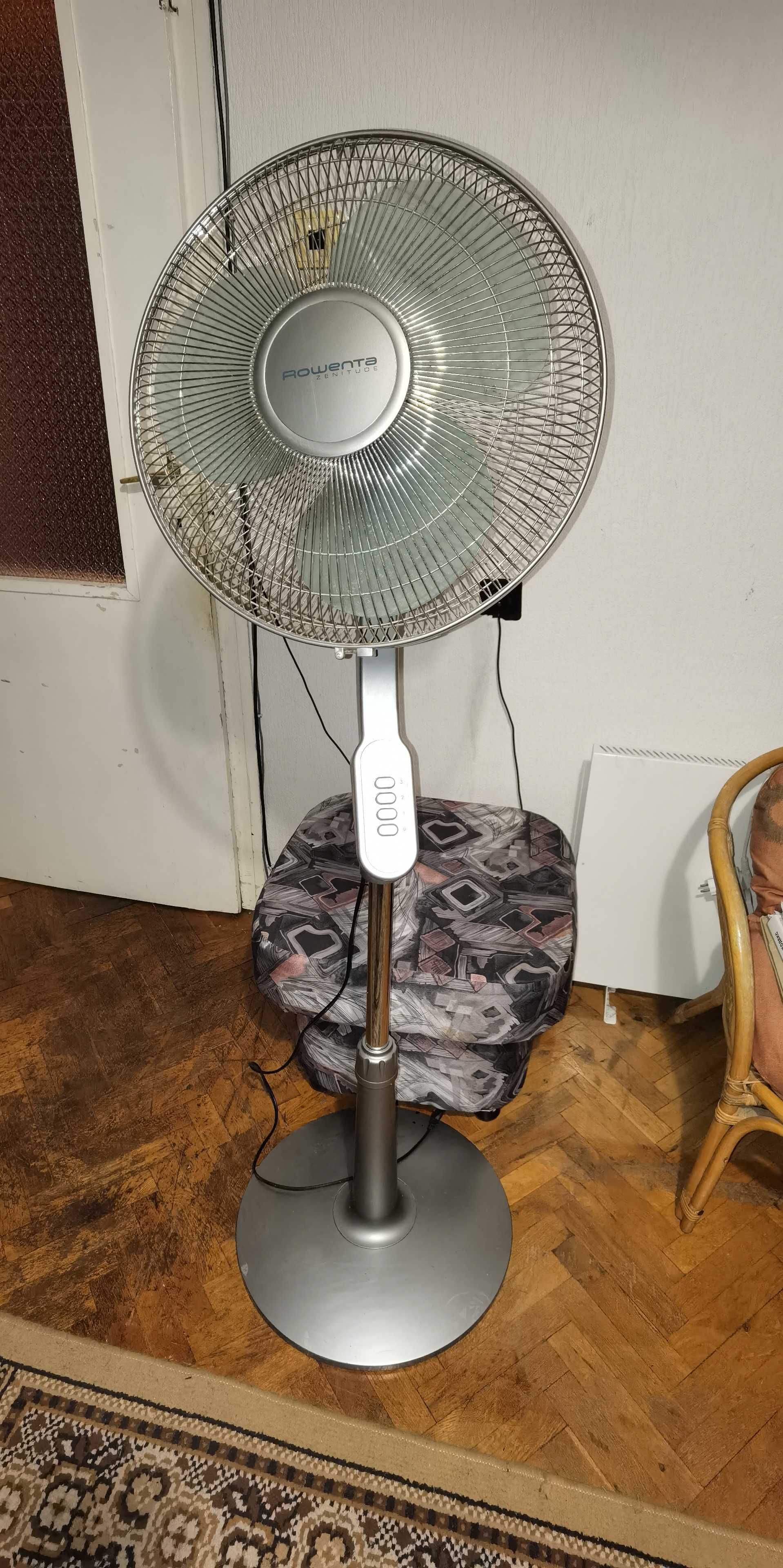 Продавам работещ вентилатор на стойка Модел: Rowenta Zenitude