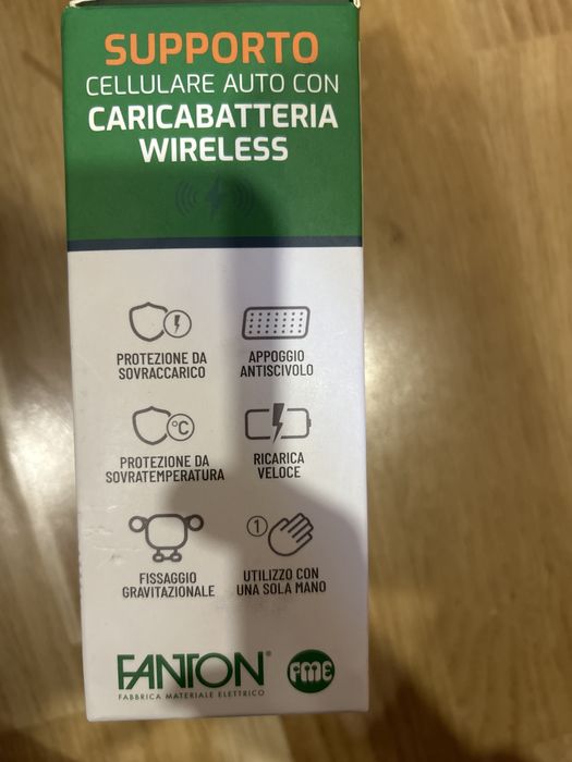 Безжично зарядно за кола