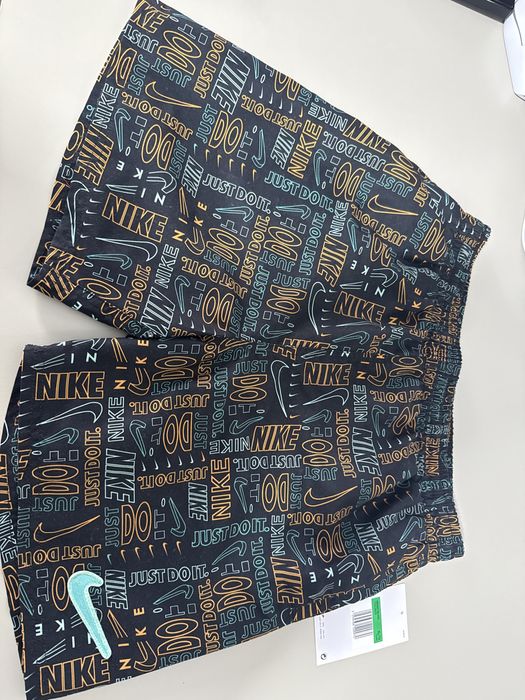 Vand pantaloni pentru piscina Nike