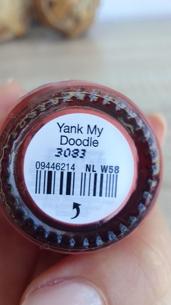 Оригинални лакове за нокти Nails Inc / OPI Yank My Doodle