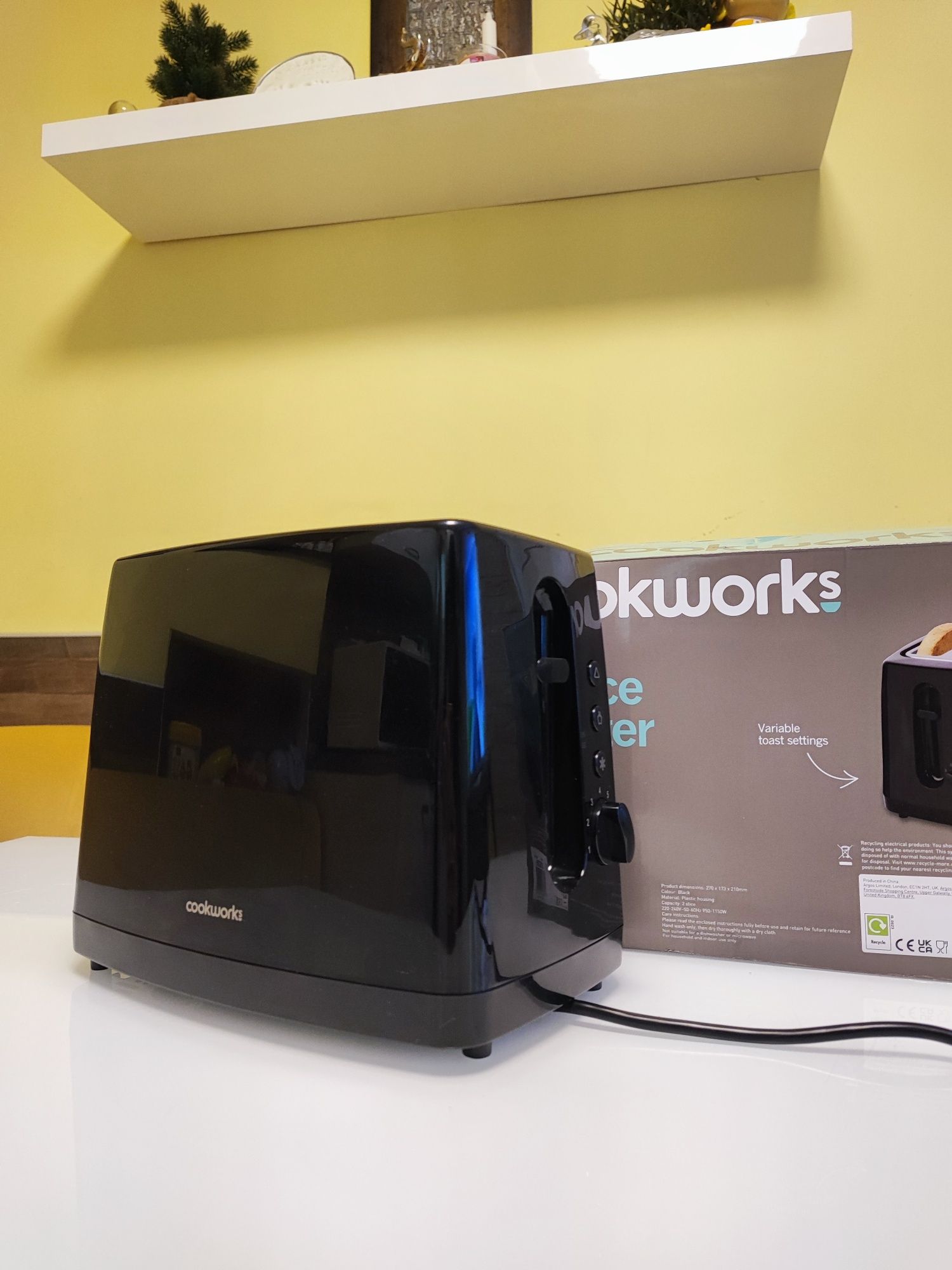Тостер с 2 места COOKWORKS нов