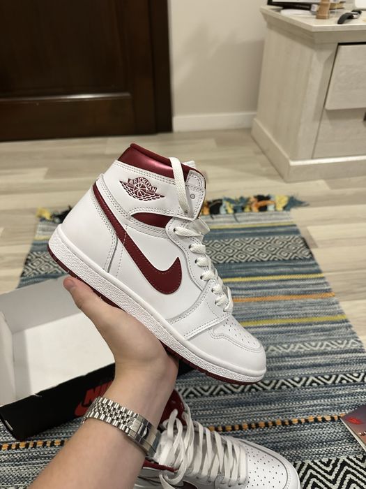 Jordan 1 high metallic burgundy