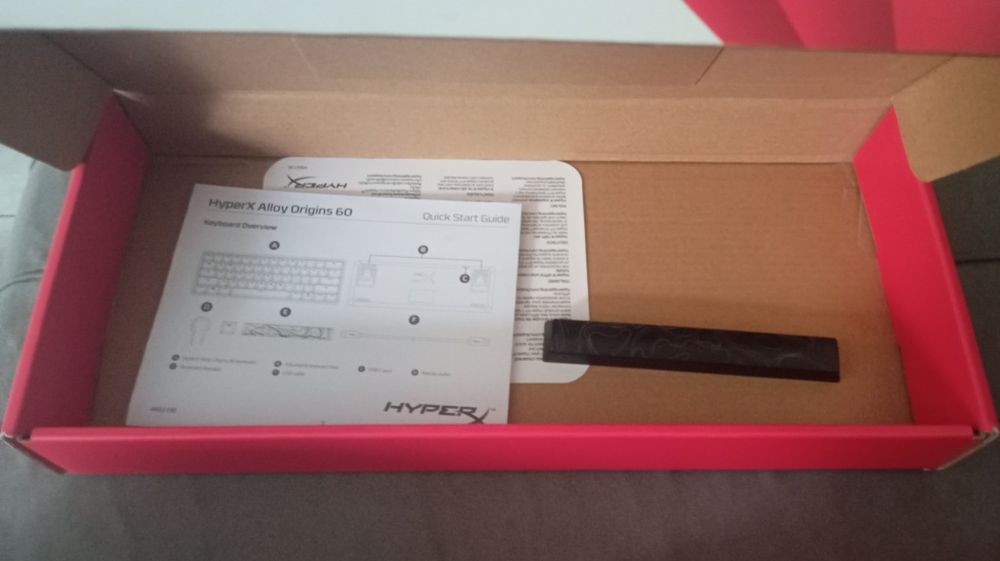 Продаю игровую клавиатуру Hyperx alloy origins 60