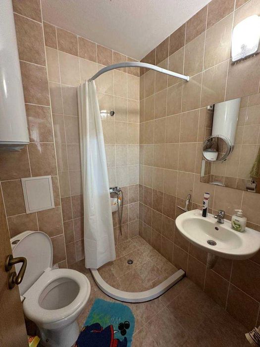 Наемете тристаен апартамент в Съни Дей 6