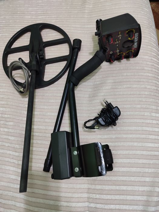 Металотърсач Голден маск 3+