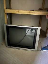 Продам старинный телевизор lg