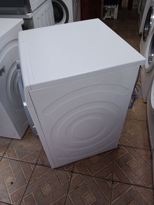 Сушилня с термопомпа Бош Bosch Serie 4 A+++ 8кг 2 години гаранция!